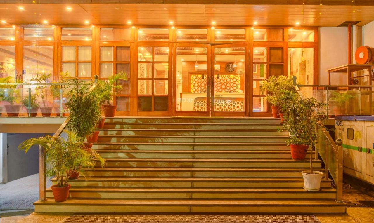 Treebo G K Residency Near Dehradun Railway Station Hotel Buitenkant foto
