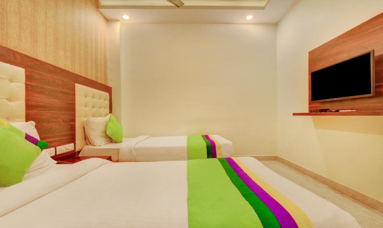 Treebo G K Residency Near Dehradun Railway Station Hotel Buitenkant foto