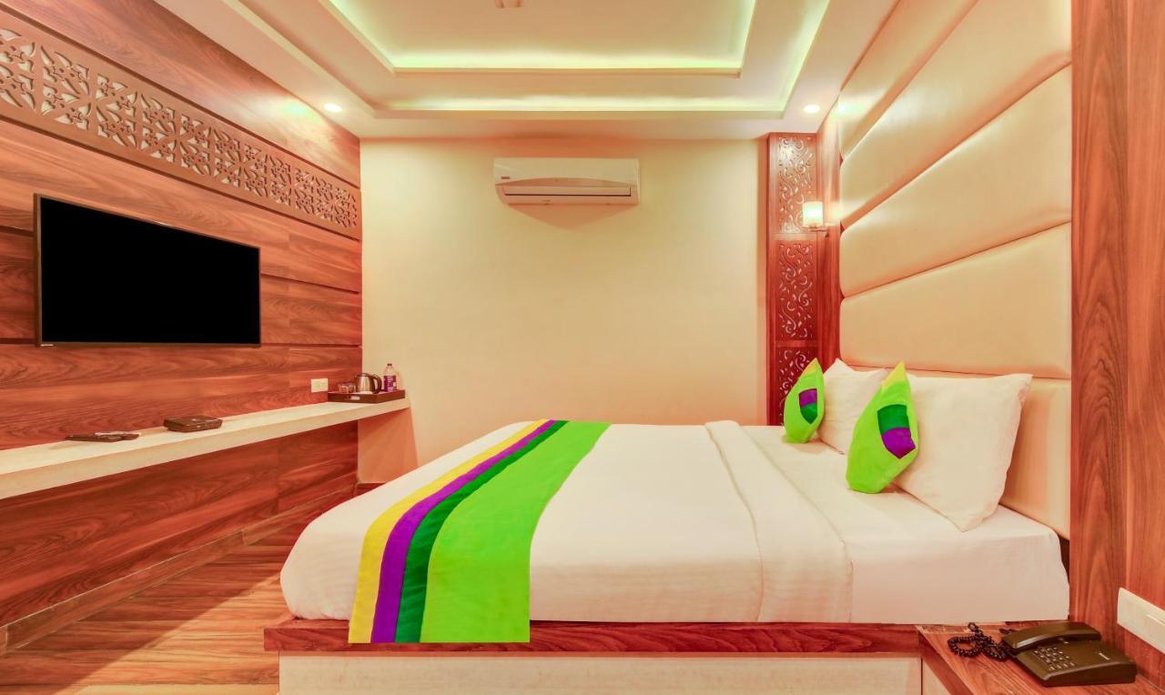 Treebo G K Residency Near Dehradun Railway Station Hotel Buitenkant foto