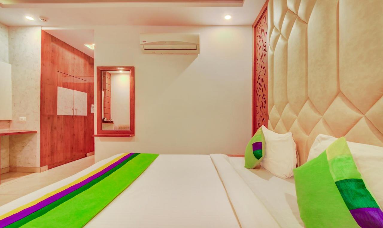Treebo G K Residency Near Dehradun Railway Station Hotel Buitenkant foto