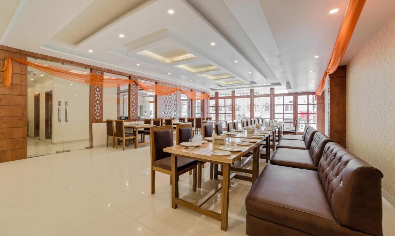 Treebo G K Residency Near Dehradun Railway Station Hotel Buitenkant foto