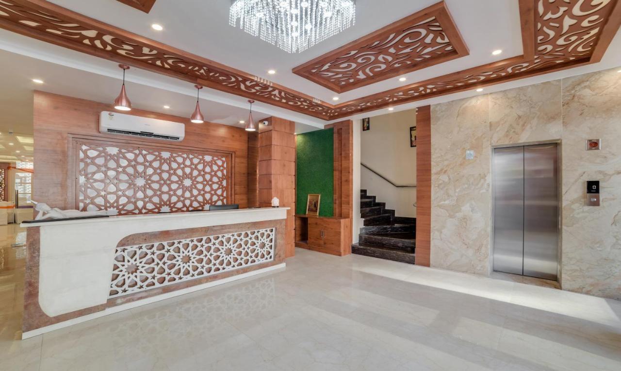 Treebo G K Residency Near Dehradun Railway Station Hotel Buitenkant foto